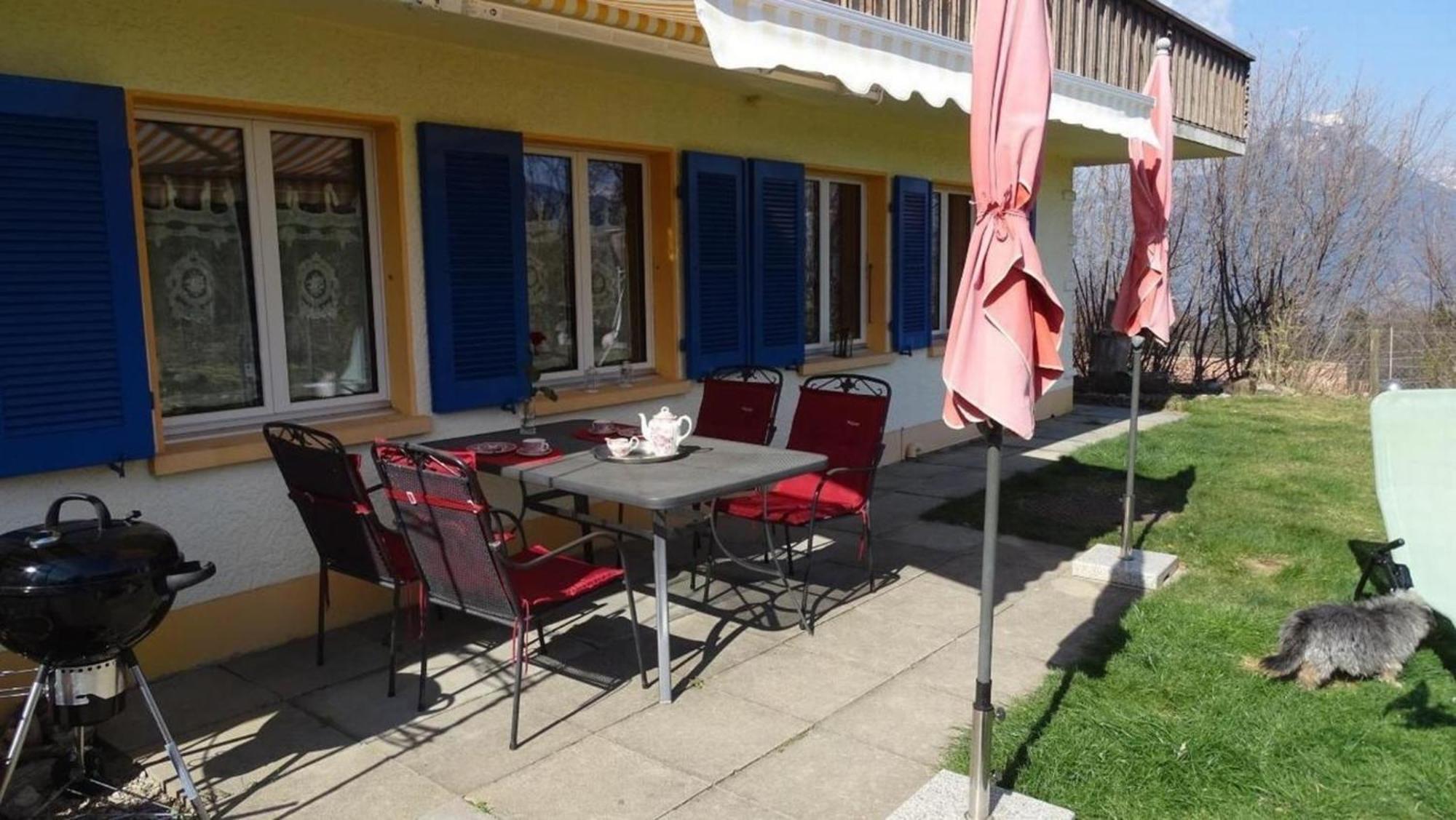 Chalet Aebnit Apartamento Aeschi Bei Spiez Exterior foto